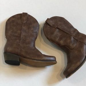 Country boots kids brown